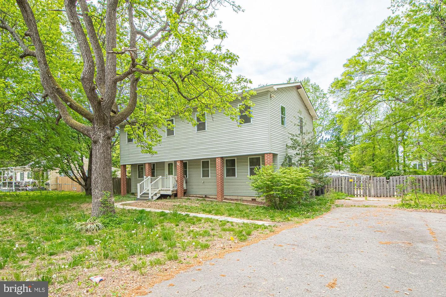 6828 RIDGEWAY DR, SPRINGFIELD, Virginia 22150, 5 Bedrooms Bedrooms, ,3 BathroomsBathrooms,Residential,For sale,6828 RIDGEWAY DR,VAFX2228080 MLS # VAFX2228080