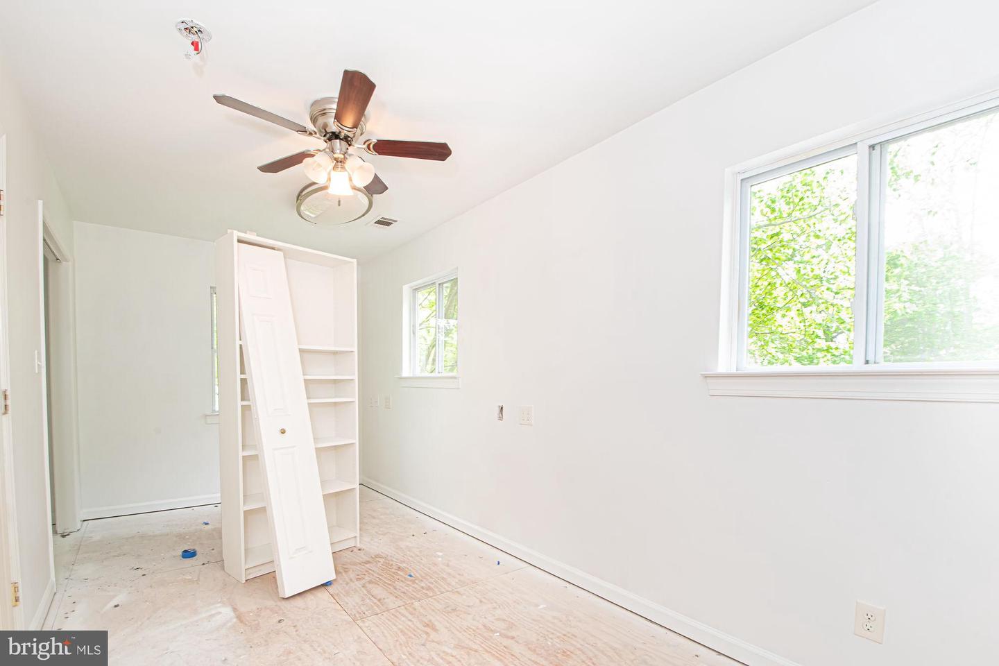 6828 RIDGEWAY DR, SPRINGFIELD, Virginia 22150, 5 Bedrooms Bedrooms, ,3 BathroomsBathrooms,Residential,For sale,6828 RIDGEWAY DR,VAFX2228080 MLS # VAFX2228080