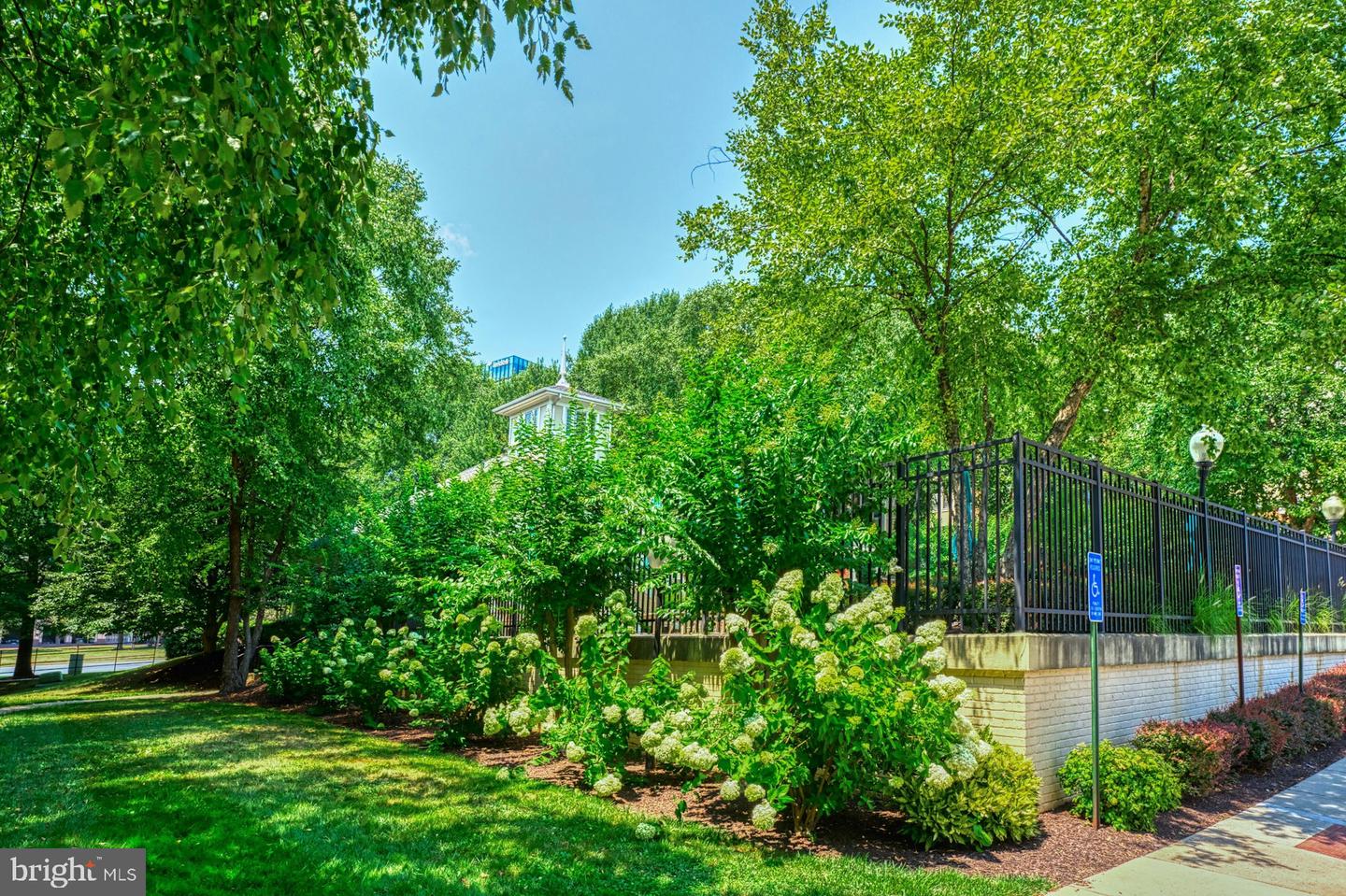 1860 STRATFORD PARK PL #306, RESTON, Virginia 20190, 2 Bedrooms Bedrooms, ,2 BathroomsBathrooms,Residential,For sale,1860 STRATFORD PARK PL #306,VAFX2228252 MLS # VAFX2228252
