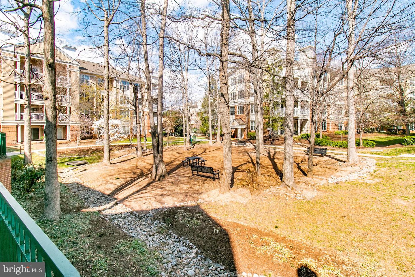 2204 WESTCOURT LN #306, HERNDON, Virginia 20170, 2 Bedrooms Bedrooms, ,1 BathroomBathrooms,Residential,For sale,2204 WESTCOURT LN #306,VAFX2229792 MLS # VAFX2229792