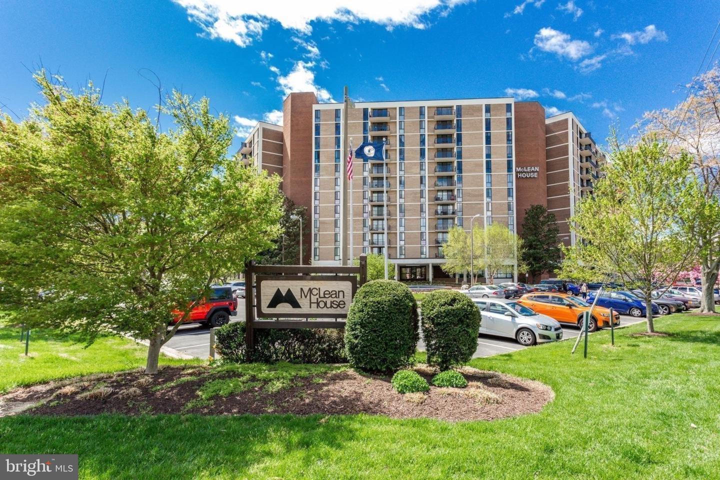 6800 FLEETWOOD RD #820, MCLEAN, Virginia 22101, 3 Bedrooms Bedrooms, ,2 BathroomsBathrooms,Residential,For sale,6800 FLEETWOOD RD #820,VAFX2229858 MLS # VAFX2229858