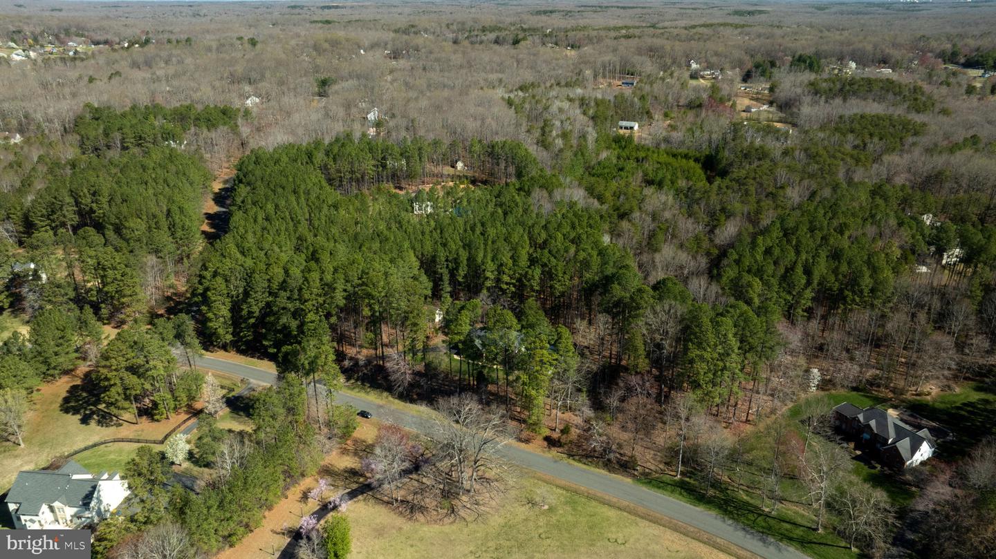 24 RUFFIAN DR, STAFFORD, Virginia 22556, 4 Bedrooms Bedrooms, ,4 BathroomsBathrooms,Residential,For sale,24 RUFFIAN DR,VAST2037216 MLS # VAST2037216