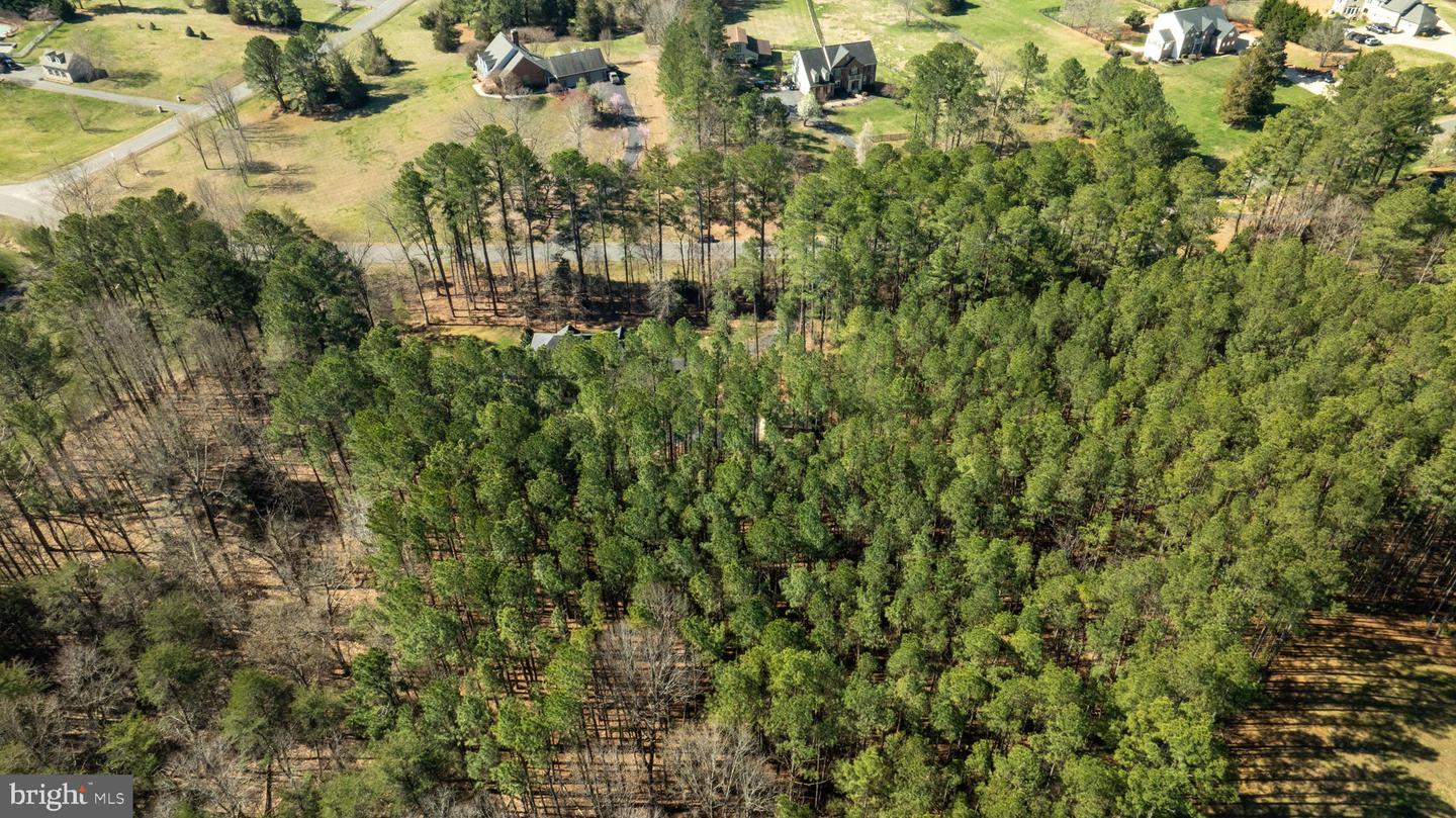 24 RUFFIAN DR, STAFFORD, Virginia 22556, 4 Bedrooms Bedrooms, ,4 BathroomsBathrooms,Residential,For sale,24 RUFFIAN DR,VAST2037216 MLS # VAST2037216