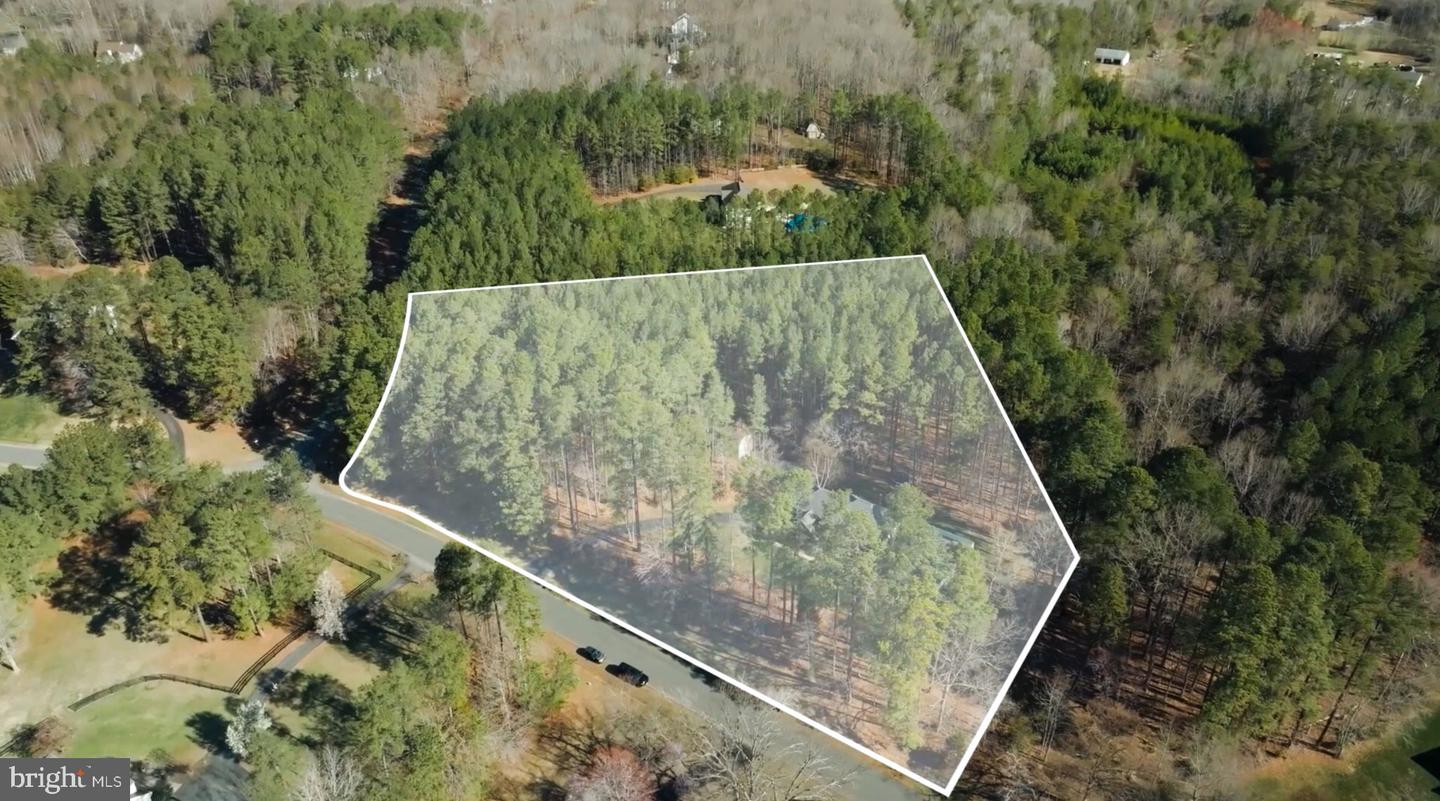 24 RUFFIAN DR, STAFFORD, Virginia 22556, 4 Bedrooms Bedrooms, ,4 BathroomsBathrooms,Residential,For sale,24 RUFFIAN DR,VAST2037216 MLS # VAST2037216