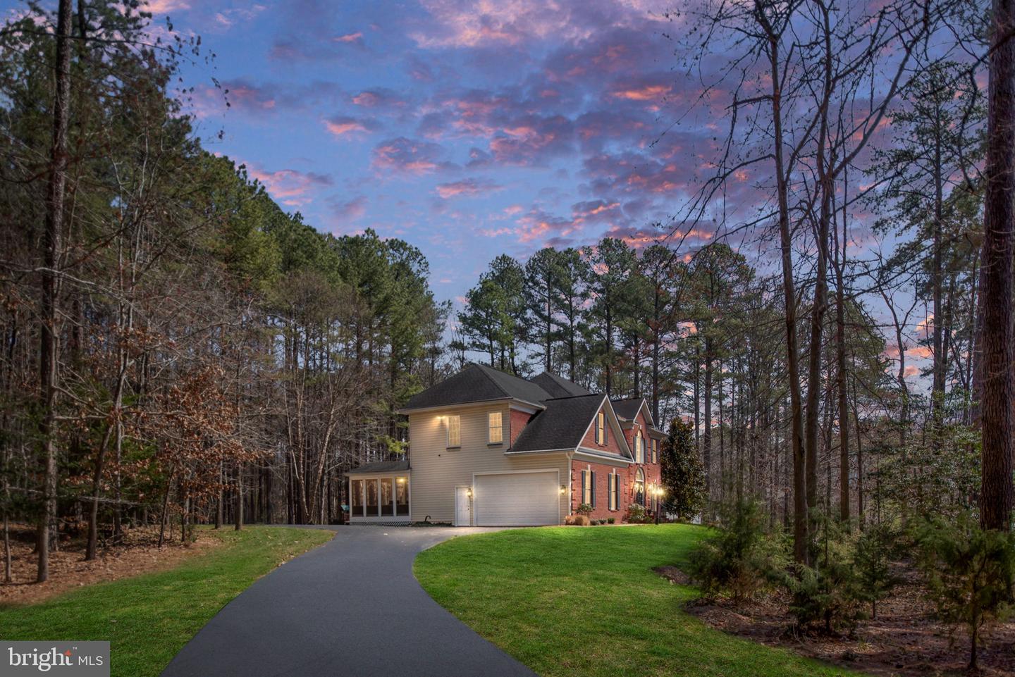 24 RUFFIAN DR, STAFFORD, Virginia 22556, 4 Bedrooms Bedrooms, ,4 BathroomsBathrooms,Residential,For sale,24 RUFFIAN DR,VAST2037216 MLS # VAST2037216