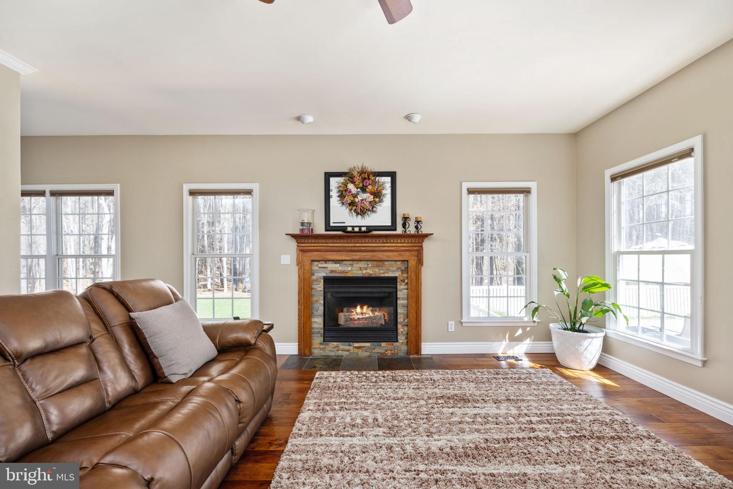 24 RUFFIAN DR, STAFFORD, Virginia 22556, 4 Bedrooms Bedrooms, ,4 BathroomsBathrooms,Residential,For sale,24 RUFFIAN DR,VAST2037216 MLS # VAST2037216