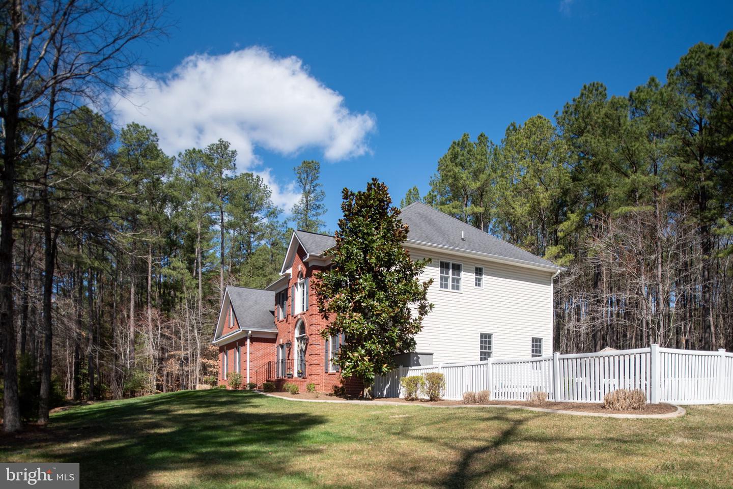 24 RUFFIAN DR, STAFFORD, Virginia 22556, 4 Bedrooms Bedrooms, ,4 BathroomsBathrooms,Residential,For sale,24 RUFFIAN DR,VAST2037216 MLS # VAST2037216