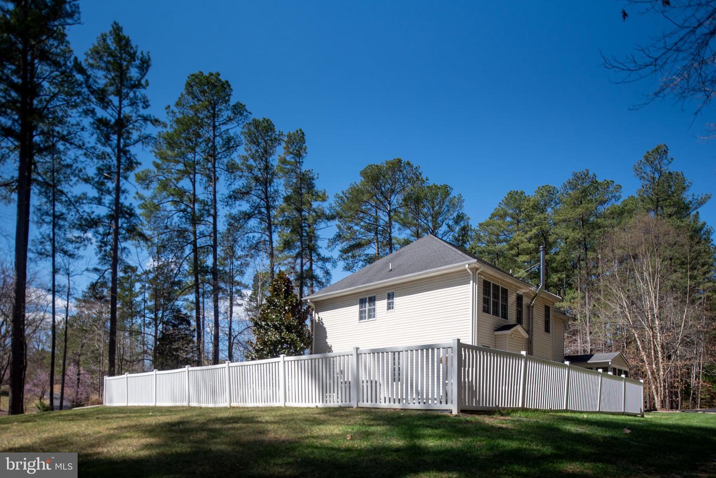 24 RUFFIAN DR, STAFFORD, Virginia 22556, 4 Bedrooms Bedrooms, ,4 BathroomsBathrooms,Residential,For sale,24 RUFFIAN DR,VAST2037216 MLS # VAST2037216