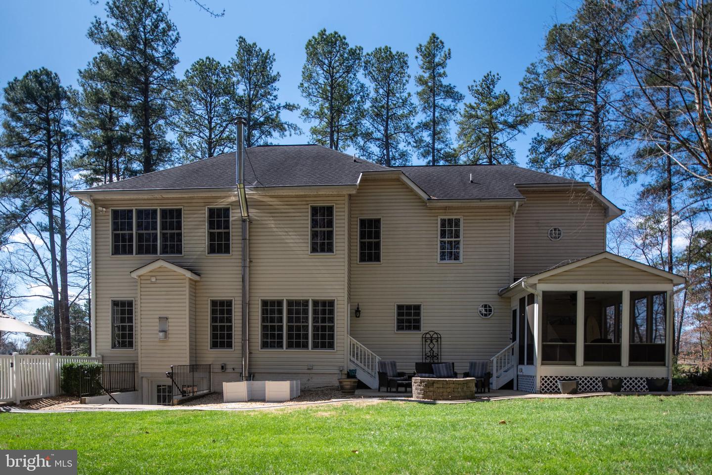 24 RUFFIAN DR, STAFFORD, Virginia 22556, 4 Bedrooms Bedrooms, ,4 BathroomsBathrooms,Residential,For sale,24 RUFFIAN DR,VAST2037216 MLS # VAST2037216