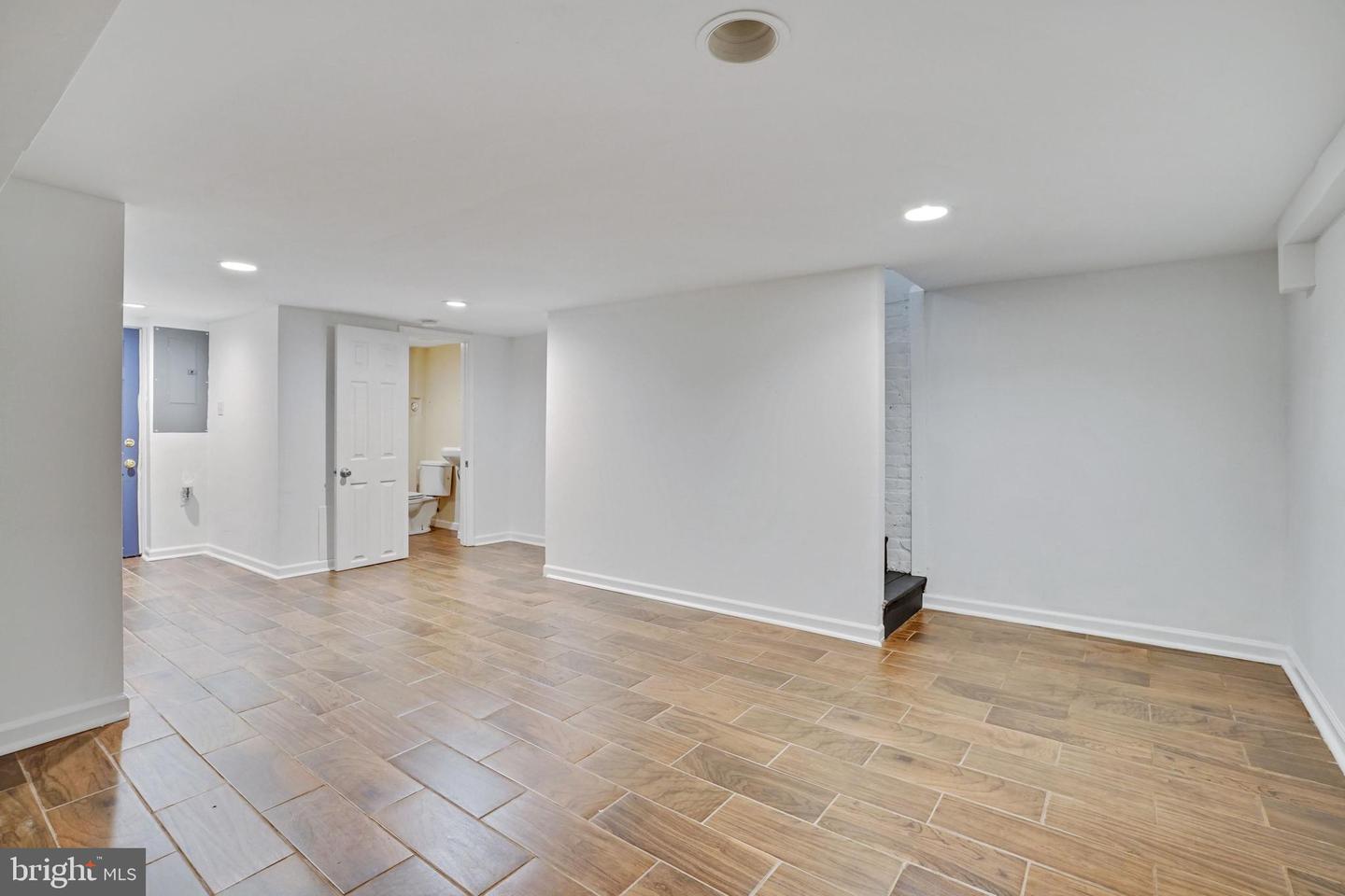 5232 5TH ST NW, WASHINGTON, District Of Columbia 20011, 2 Bedrooms Bedrooms, ,2 BathroomsBathrooms,Residential,For sale,5232 5TH ST NW,DCDC2192812 MLS # DCDC2192812