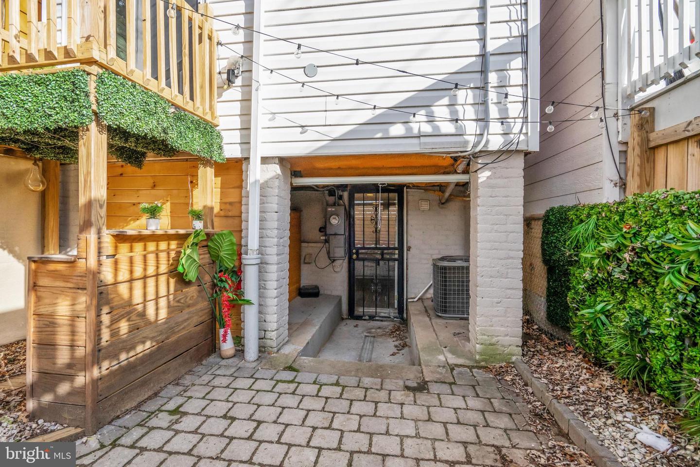 5232 5TH ST NW, WASHINGTON, District Of Columbia 20011, 2 Bedrooms Bedrooms, ,2 BathroomsBathrooms,Residential,For sale,5232 5TH ST NW,DCDC2192812 MLS # DCDC2192812
