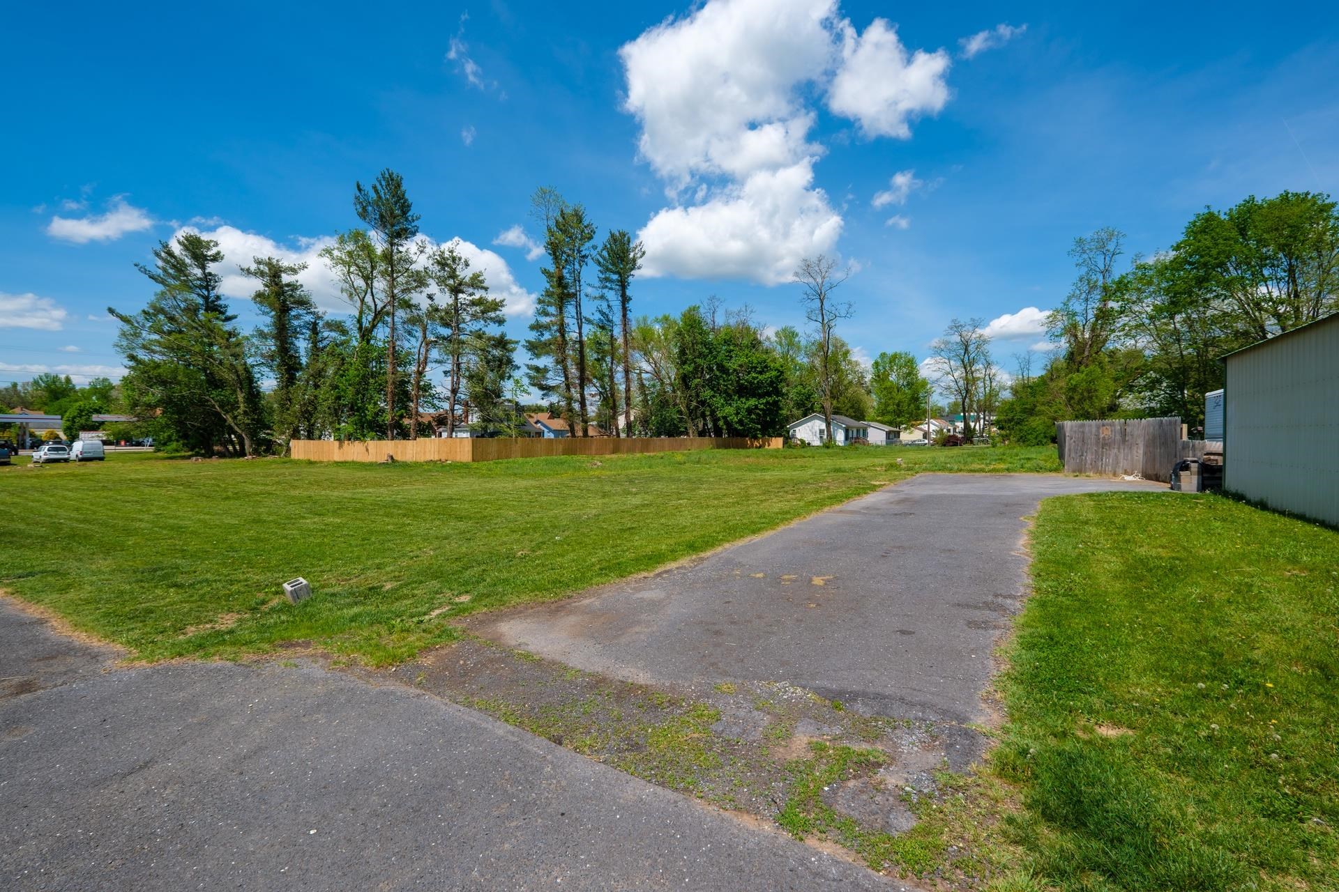 903 E MAIN ST, WAYNESBORO, Virginia 22980, ,Commercial,903 E MAIN ST,664145 MLS # 664145