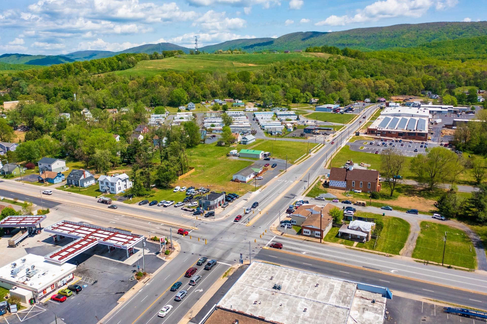 903 E MAIN ST, WAYNESBORO, Virginia 22980, ,Commercial,903 E MAIN ST,664145 MLS # 664145
