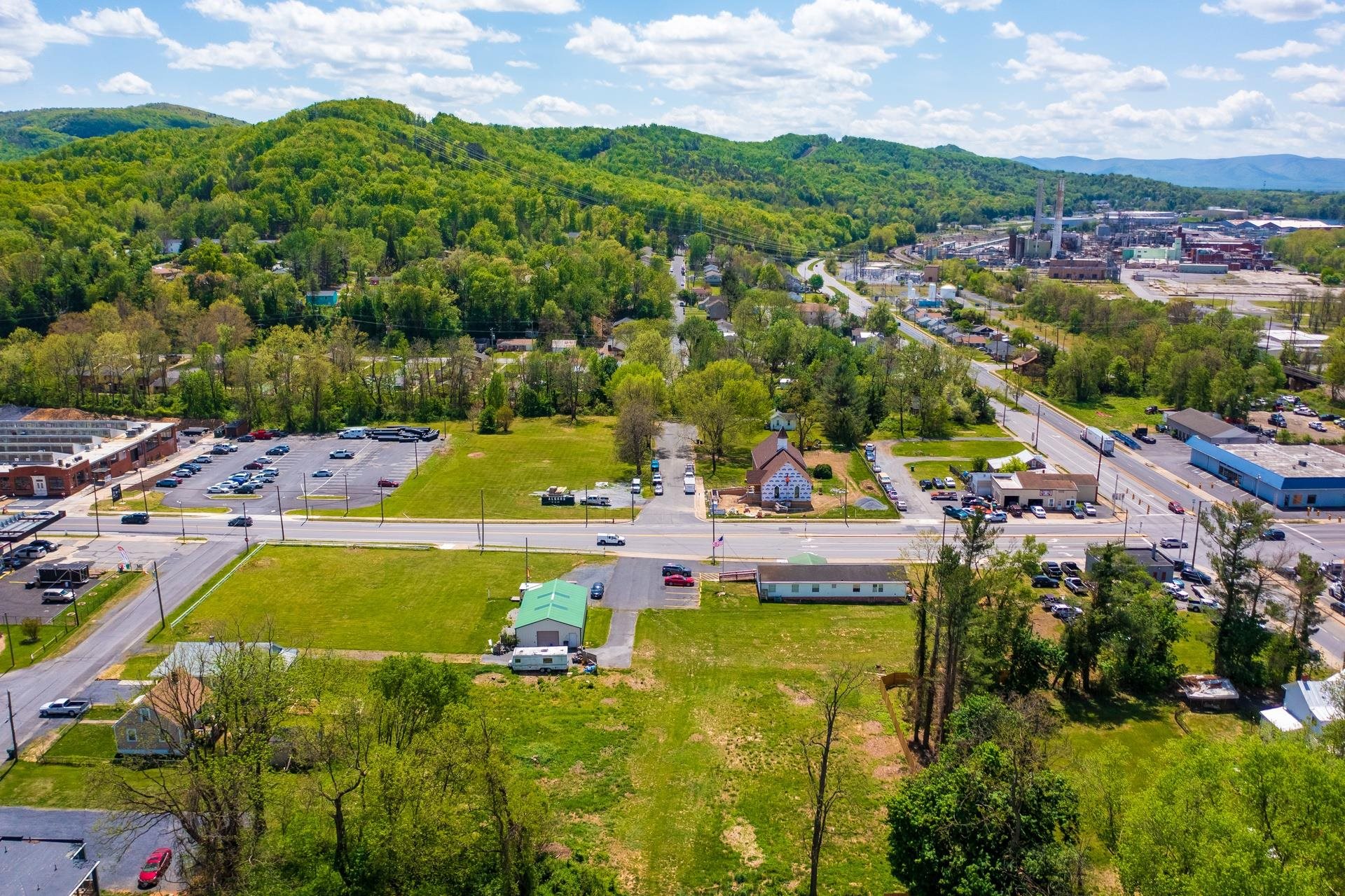 903 E MAIN ST, WAYNESBORO, Virginia 22980, ,Commercial,903 E MAIN ST,664145 MLS # 664145