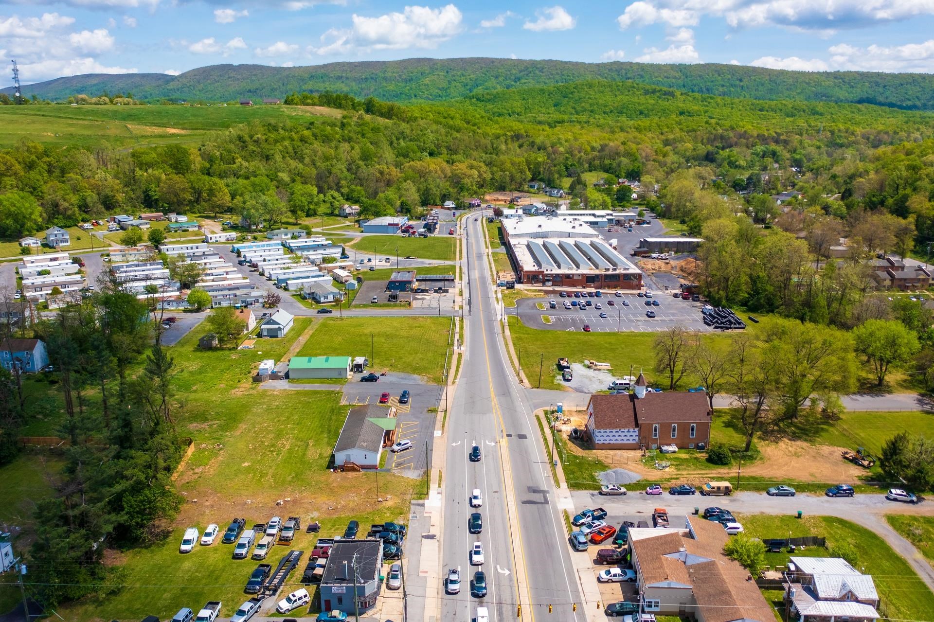 903 E MAIN ST, WAYNESBORO, Virginia 22980, ,Commercial,903 E MAIN ST,664145 MLS # 664145