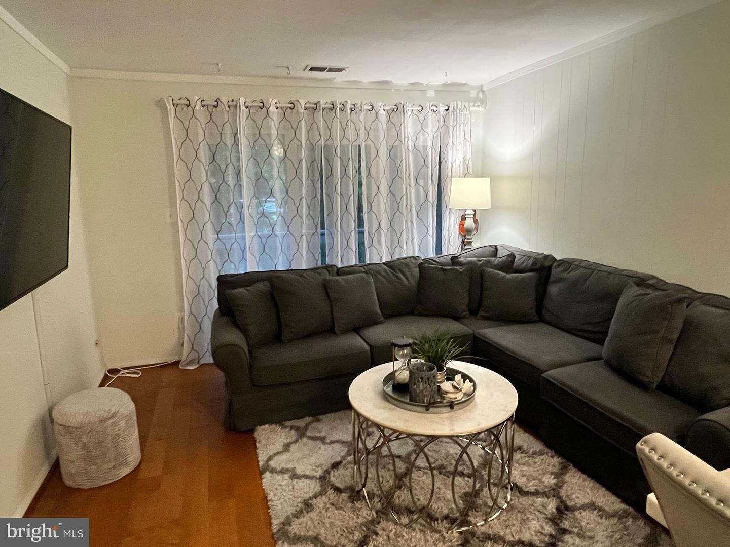 5814 ROYAL RIDGE DR #Q, SPRINGFIELD, Virginia 22152, 2 Bedrooms Bedrooms, ,1 BathroomBathrooms,Residential,For sale,5814 ROYAL RIDGE DR #Q,VAFX2237174 MLS # VAFX2237174