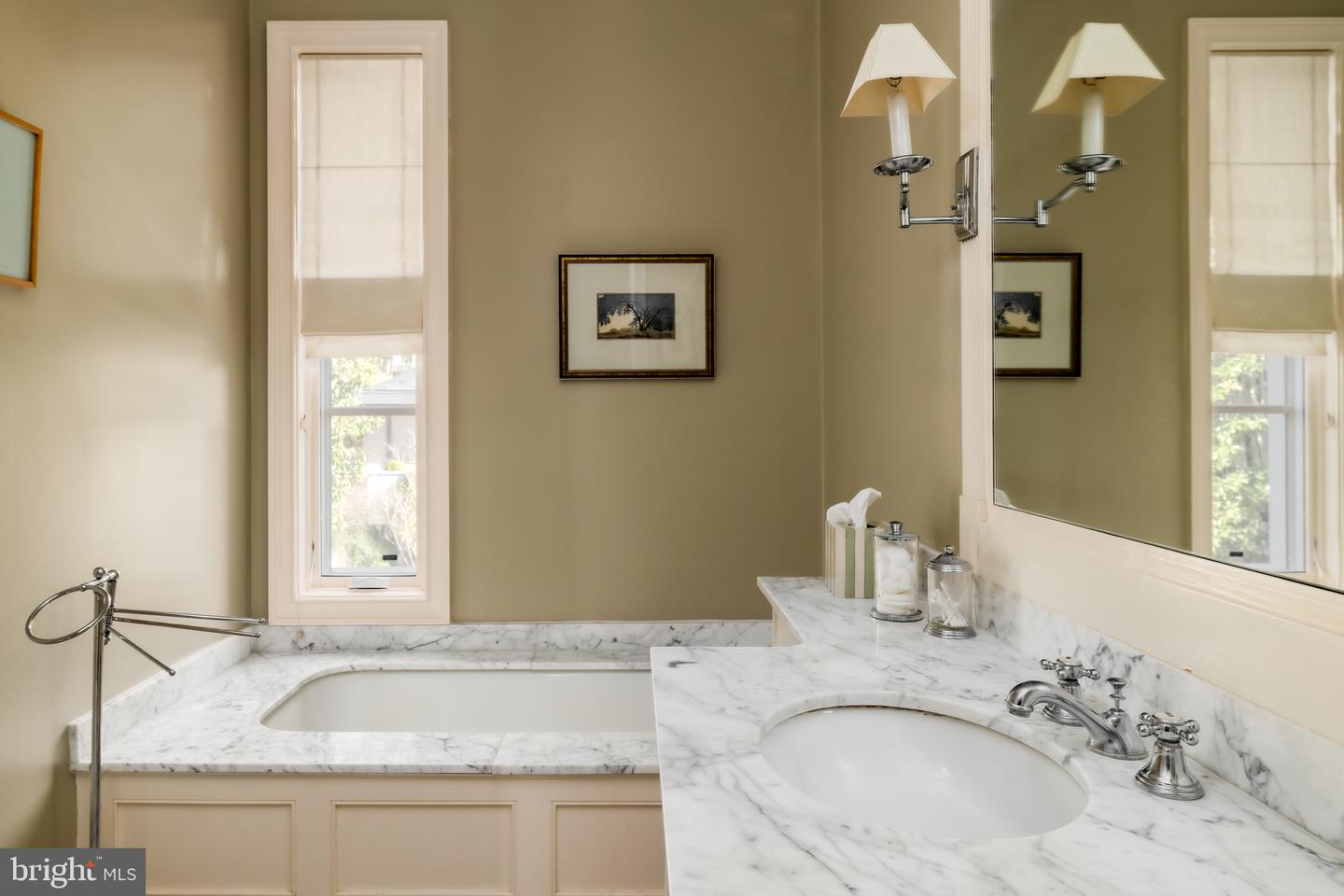 2740 CHAIN BRIDGE RD NW, WASHINGTON, District Of Columbia 20016, 5 Bedrooms Bedrooms, ,5 BathroomsBathrooms,Residential,For sale,2740 CHAIN BRIDGE RD NW,DCDC2198232 MLS # DCDC2198232