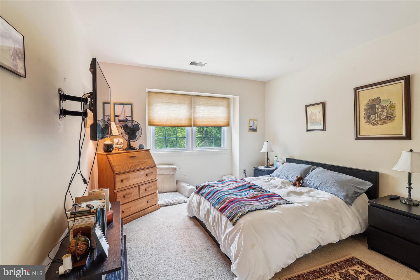 5105 S 12TH RD S, ARLINGTON, Virginia 22204, 3 Bedrooms Bedrooms, ,3 BathroomsBathrooms,Residential,For sale,5105 S 12TH RD S,VAAR2056866 MLS # VAAR2056866