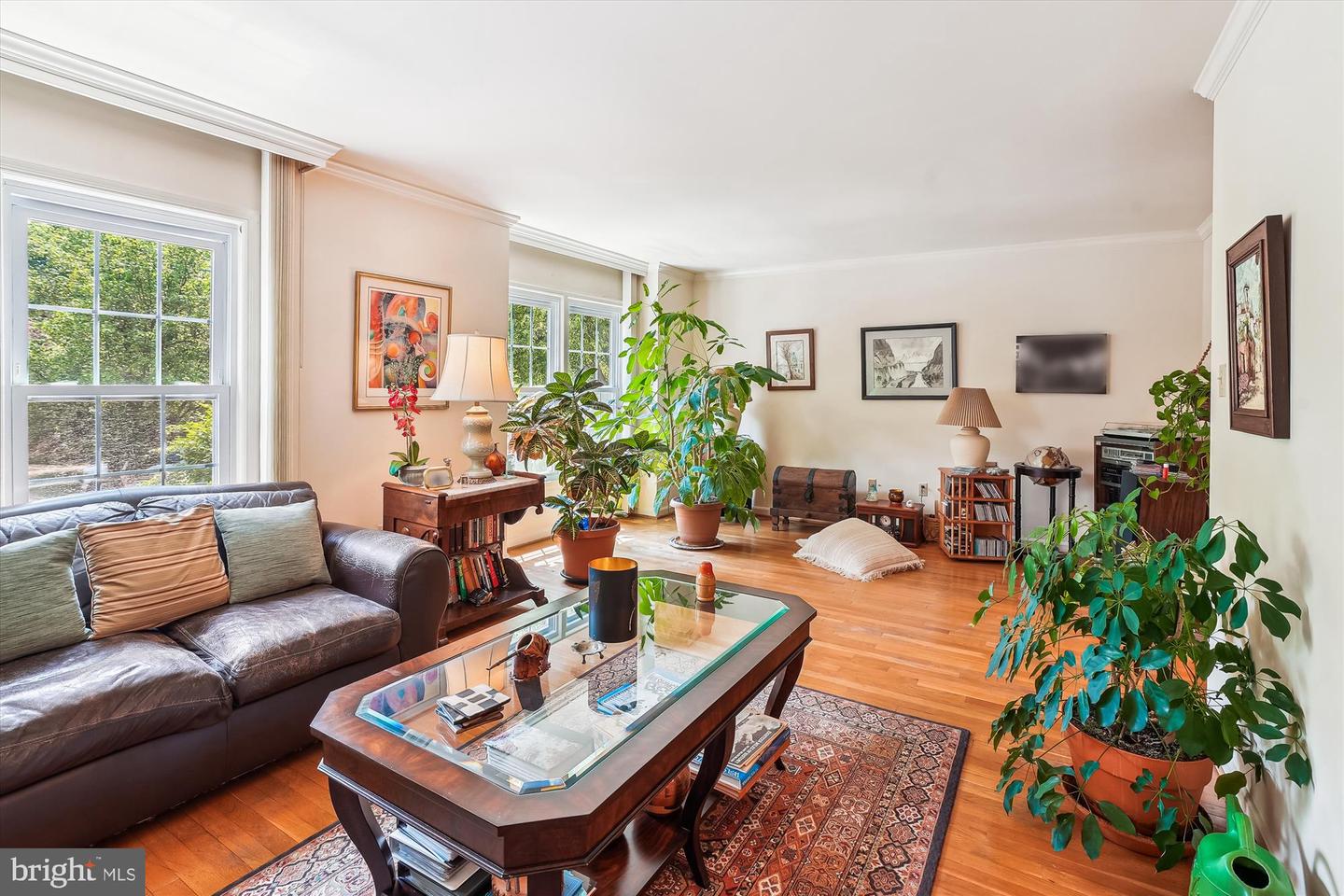 5105 S 12TH RD S, ARLINGTON, Virginia 22204, 3 Bedrooms Bedrooms, ,3 BathroomsBathrooms,Residential,For sale,5105 S 12TH RD S,VAAR2056866 MLS # VAAR2056866