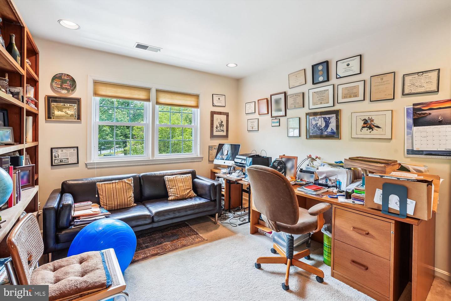 5105 S 12TH RD S, ARLINGTON, Virginia 22204, 3 Bedrooms Bedrooms, ,3 BathroomsBathrooms,Residential,For sale,5105 S 12TH RD S,VAAR2056866 MLS # VAAR2056866