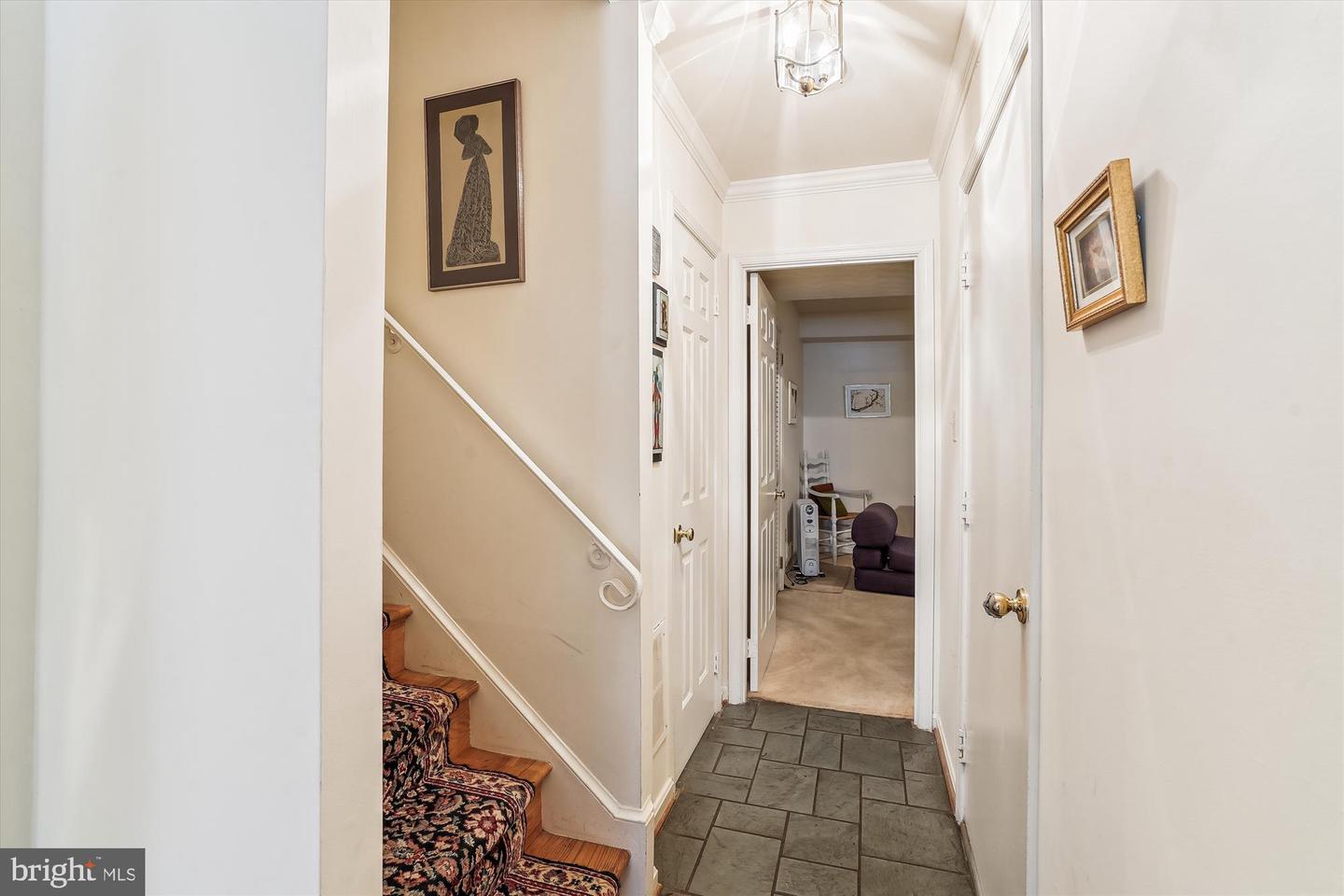 5105 S 12TH RD S, ARLINGTON, Virginia 22204, 3 Bedrooms Bedrooms, ,3 BathroomsBathrooms,Residential,For sale,5105 S 12TH RD S,VAAR2056866 MLS # VAAR2056866