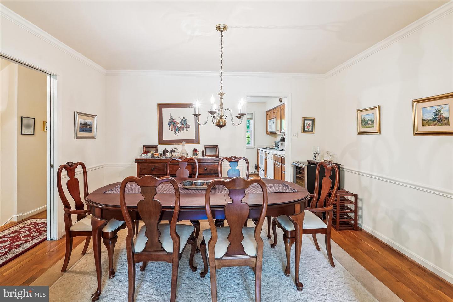 5105 S 12TH RD S, ARLINGTON, Virginia 22204, 3 Bedrooms Bedrooms, ,3 BathroomsBathrooms,Residential,For sale,5105 S 12TH RD S,VAAR2056866 MLS # VAAR2056866