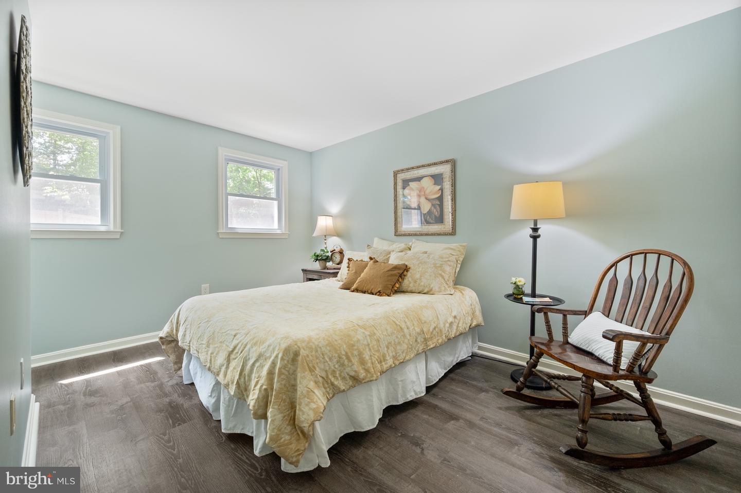 7824 CARRLEIGH PKWY, SPRINGFIELD, Virginia 22152, 5 Bedrooms Bedrooms, 10 Rooms Rooms,3 BathroomsBathrooms,Residential,For sale,7824 CARRLEIGH PKWY,VAFX2238394 MLS # VAFX2238394