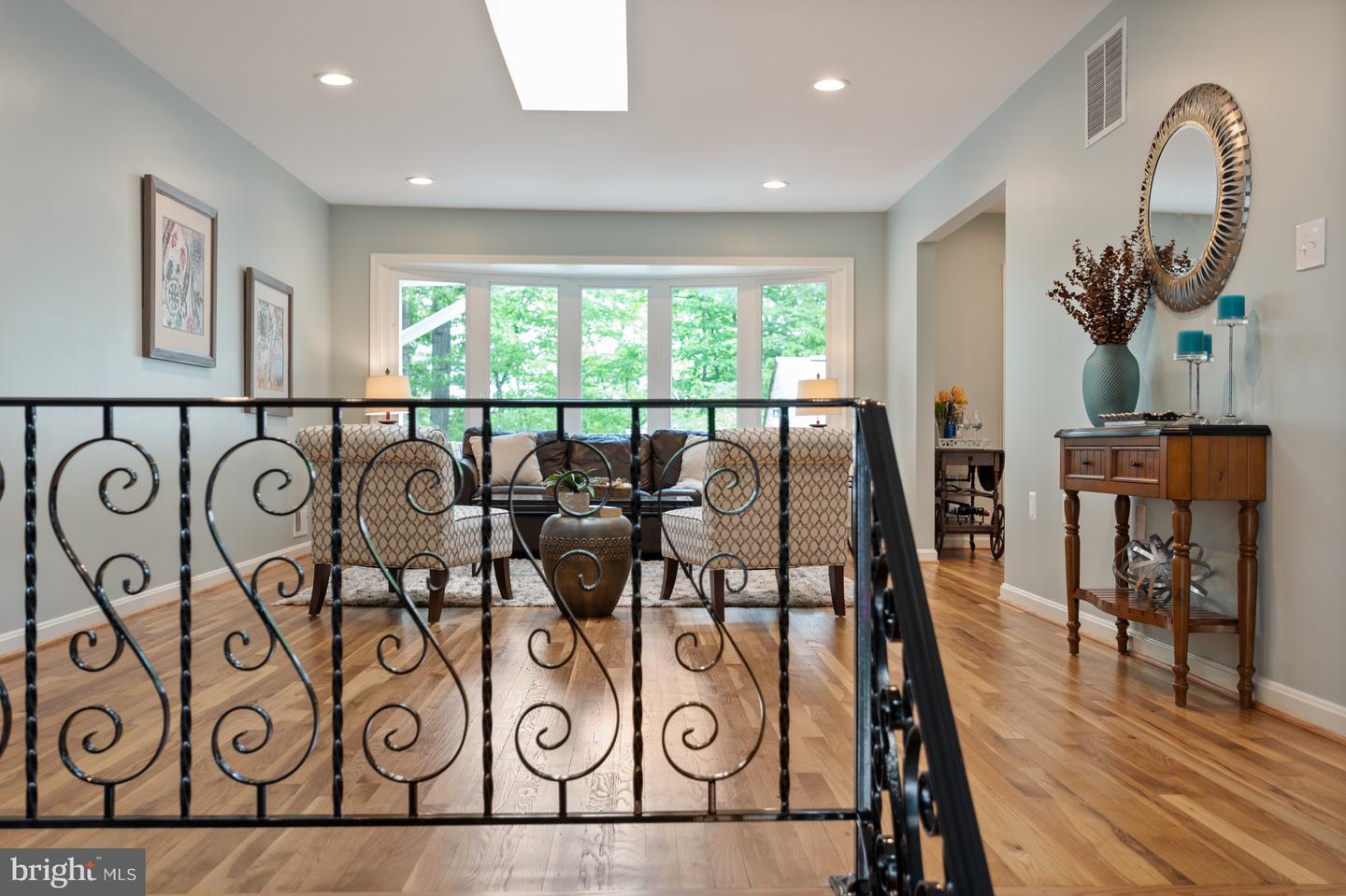 7824 CARRLEIGH PKWY, SPRINGFIELD, Virginia 22152, 5 Bedrooms Bedrooms, 10 Rooms Rooms,3 BathroomsBathrooms,Residential,For sale,7824 CARRLEIGH PKWY,VAFX2238394 MLS # VAFX2238394