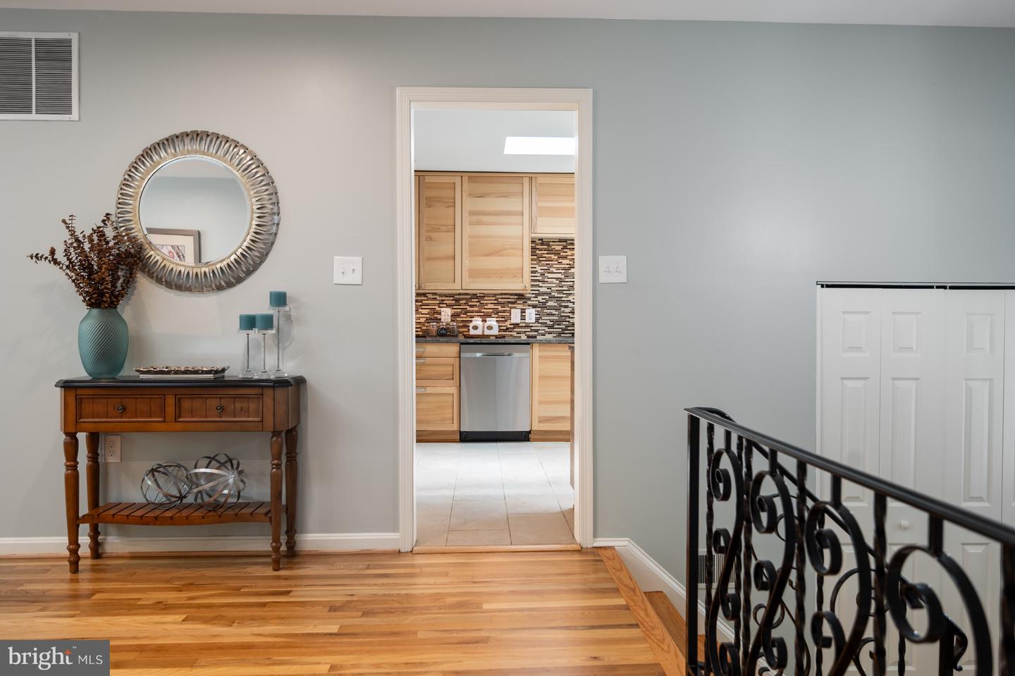 7824 CARRLEIGH PKWY, SPRINGFIELD, Virginia 22152, 5 Bedrooms Bedrooms, 10 Rooms Rooms,3 BathroomsBathrooms,Residential,For sale,7824 CARRLEIGH PKWY,VAFX2238394 MLS # VAFX2238394