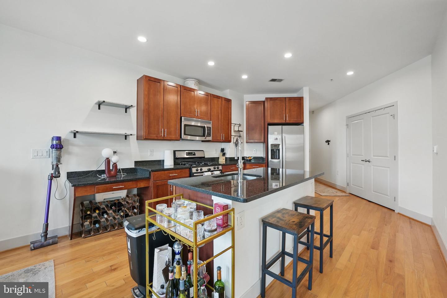 1800 WILSON BLVD #248, ARLINGTON, Virginia 22201, 1 Bedroom Bedrooms, ,1 BathroomBathrooms,Residential,For sale,1800 WILSON BLVD #248,VAAR2056972 MLS # VAAR2056972