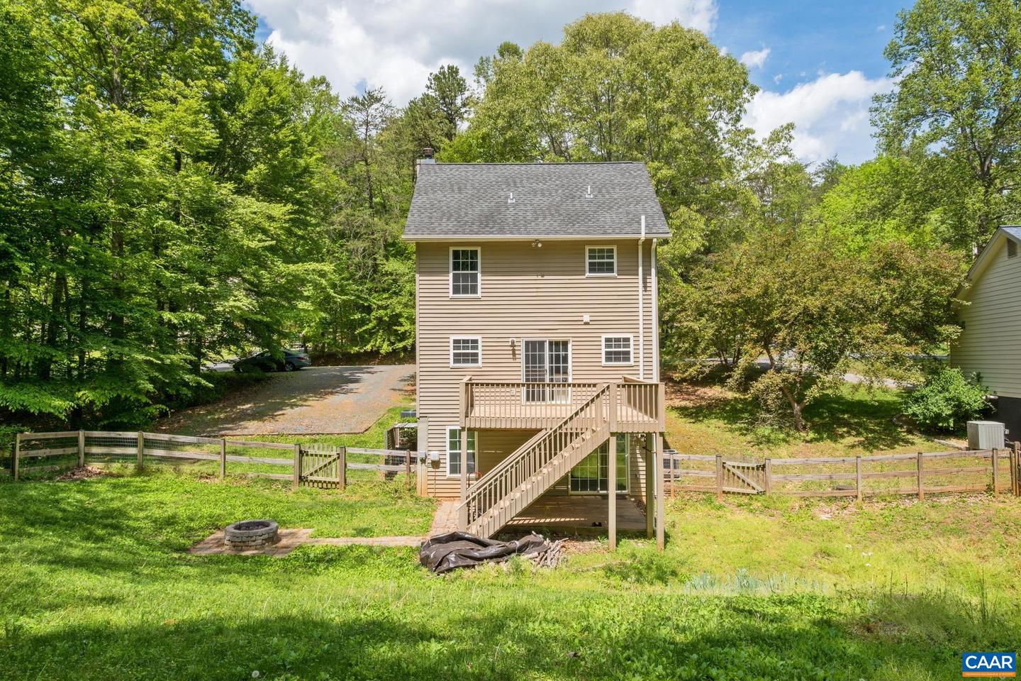 13 LANDING CT, PALMYRA, Virginia 22963, 2 Bedrooms Bedrooms, ,3 BathroomsBathrooms,Residential,For sale,13 LANDING CT,664113 MLS # 664113