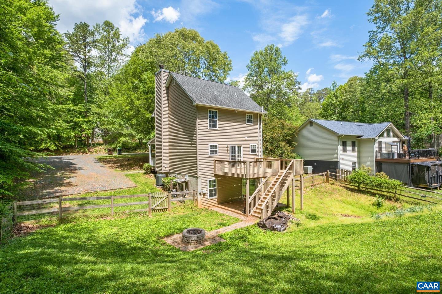 13 LANDING CT, PALMYRA, Virginia 22963, 2 Bedrooms Bedrooms, ,3 BathroomsBathrooms,Residential,For sale,13 LANDING CT,664113 MLS # 664113