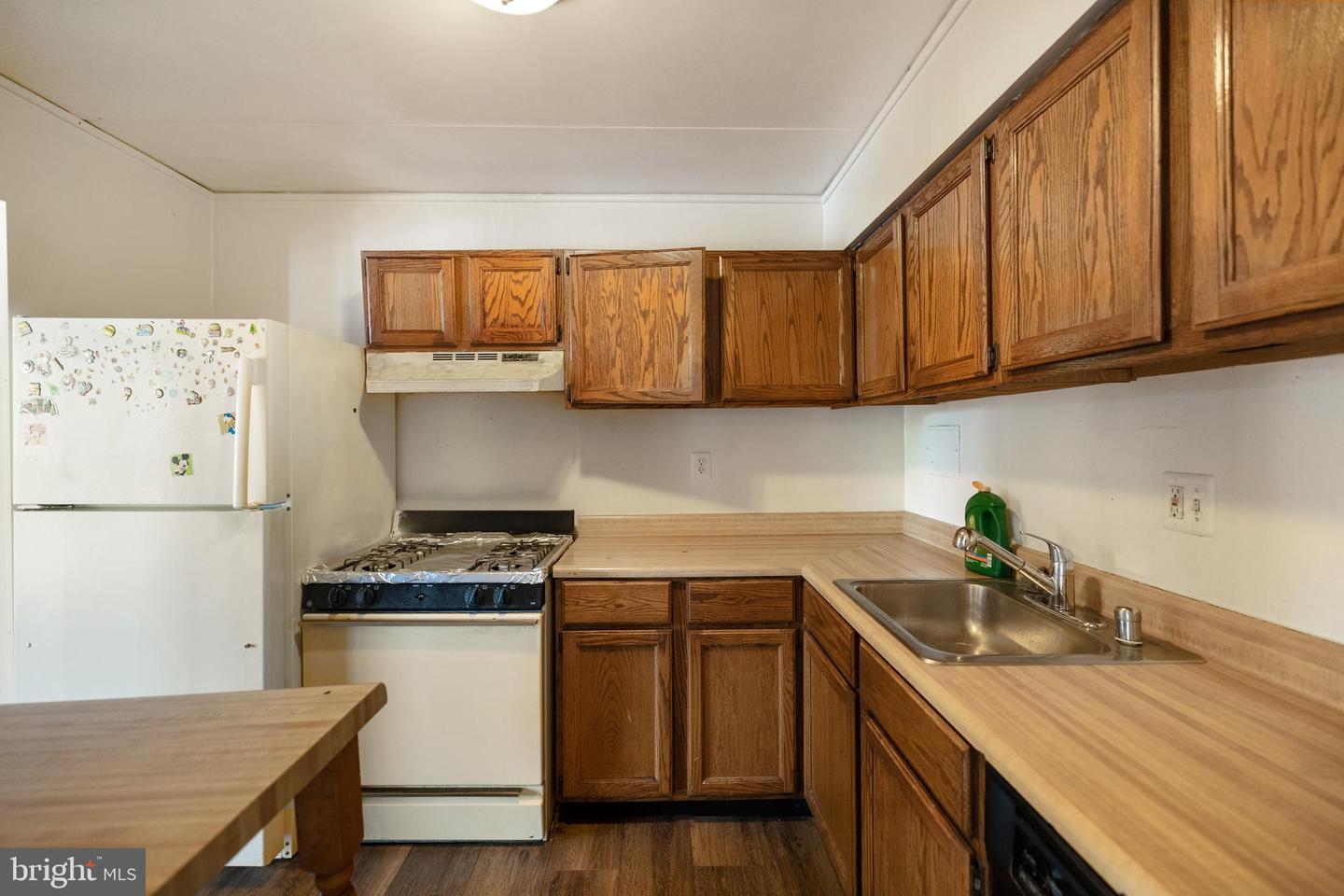2622 WAGON DR #316 (2B), ALEXANDRIA, Virginia 22303, 2 Bedrooms Bedrooms, ,1 BathroomBathrooms,Residential,For sale,2622 WAGON DR #316 (2B),VAFX2238868 MLS # VAFX2238868