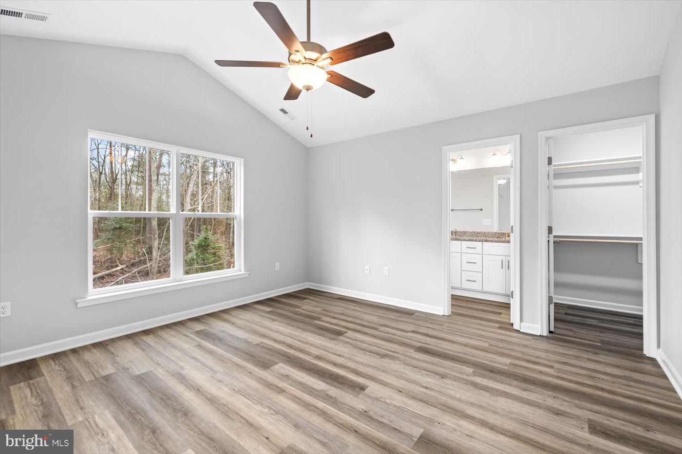 326 12TH ST, COLONIAL BEACH, Virginia 22443, 3 Bedrooms Bedrooms, ,2 BathroomsBathrooms,Residential,For sale,326 12TH ST,VAWE2008854 MLS # VAWE2008854