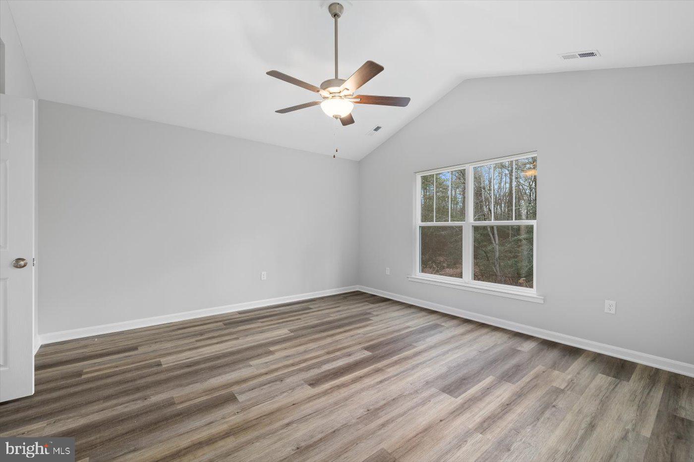 326 12TH ST, COLONIAL BEACH, Virginia 22443, 3 Bedrooms Bedrooms, ,2 BathroomsBathrooms,Residential,For sale,326 12TH ST,VAWE2008854 MLS # VAWE2008854