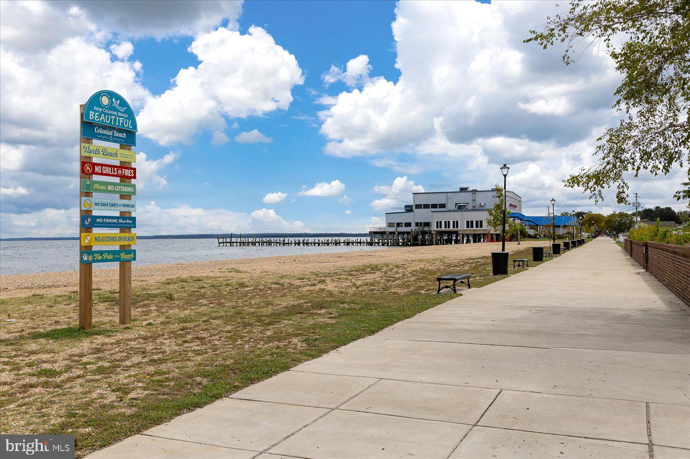 326 12TH ST, COLONIAL BEACH, Virginia 22443, 3 Bedrooms Bedrooms, ,2 BathroomsBathrooms,Residential,For sale,326 12TH ST,VAWE2008854 MLS # VAWE2008854