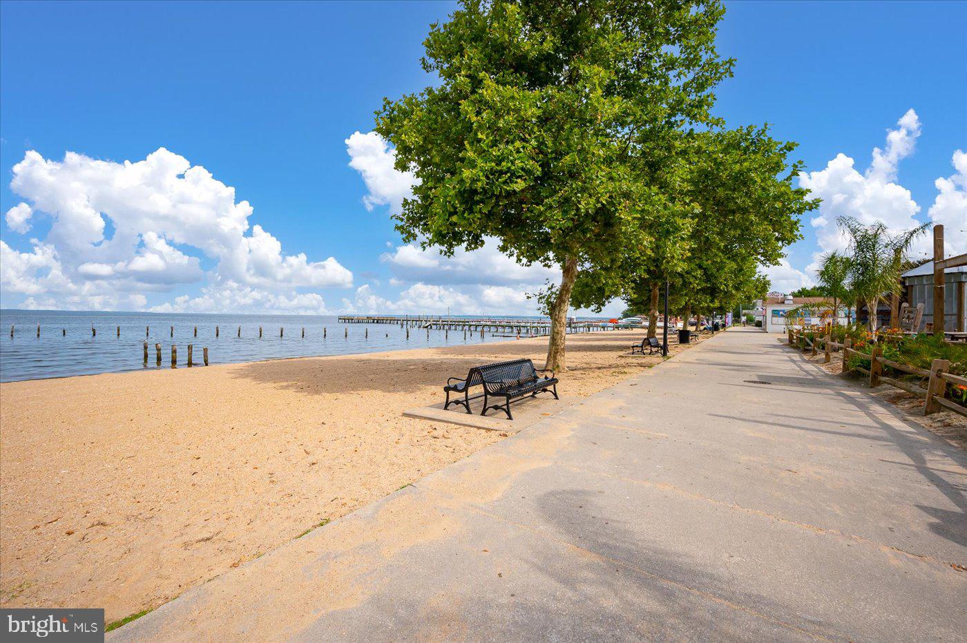 326 12TH ST, COLONIAL BEACH, Virginia 22443, 3 Bedrooms Bedrooms, ,2 BathroomsBathrooms,Residential,For sale,326 12TH ST,VAWE2008854 MLS # VAWE2008854