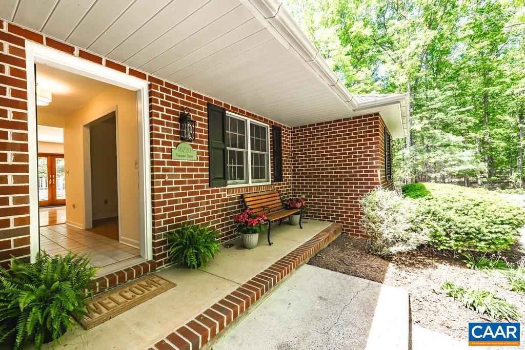 18220 GREGORY DR, GORDONSVILLE, Virginia 22942, 3 Bedrooms Bedrooms, ,2 BathroomsBathrooms,Residential,For sale,18220 GREGORY DR,664057 MLS # 664057