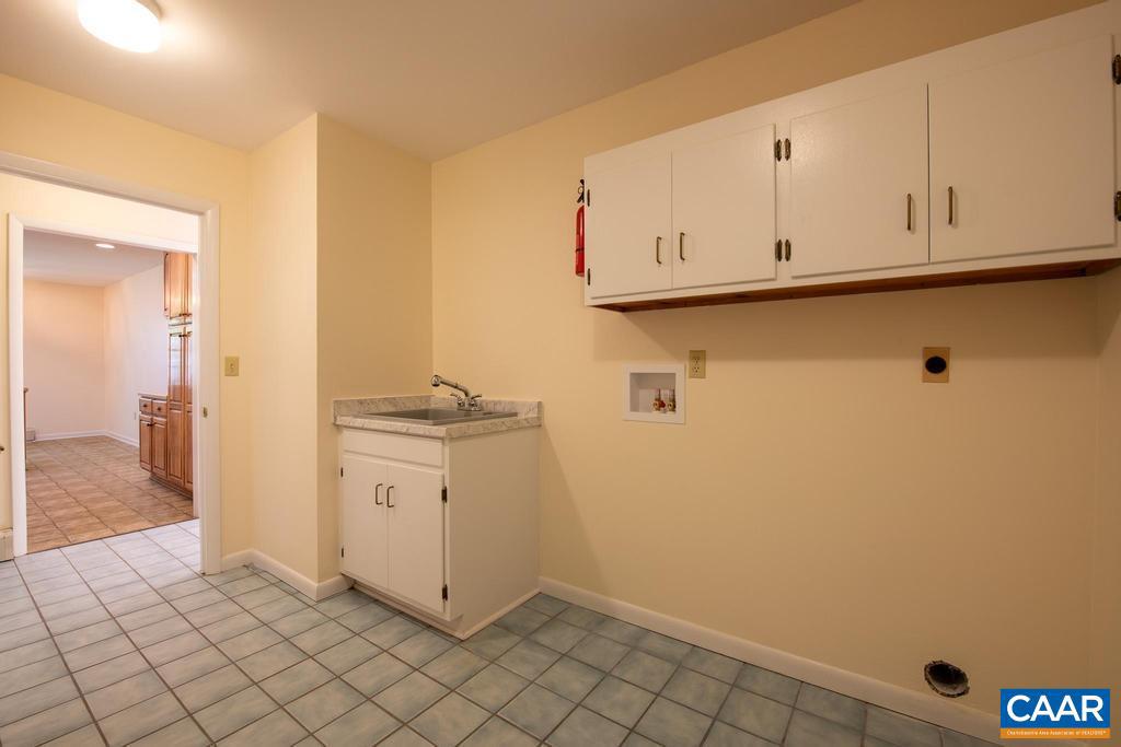 18220 GREGORY DR, GORDONSVILLE, Virginia 22942, 3 Bedrooms Bedrooms, ,2 BathroomsBathrooms,Residential,For sale,18220 GREGORY DR,664057 MLS # 664057
