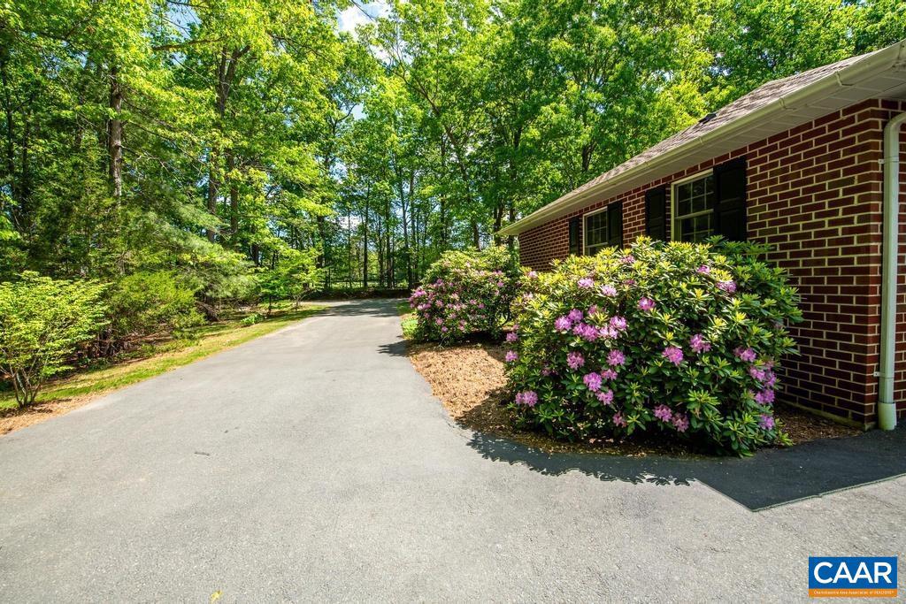 18220 GREGORY DR, GORDONSVILLE, Virginia 22942, 3 Bedrooms Bedrooms, ,2 BathroomsBathrooms,Residential,For sale,18220 GREGORY DR,664057 MLS # 664057