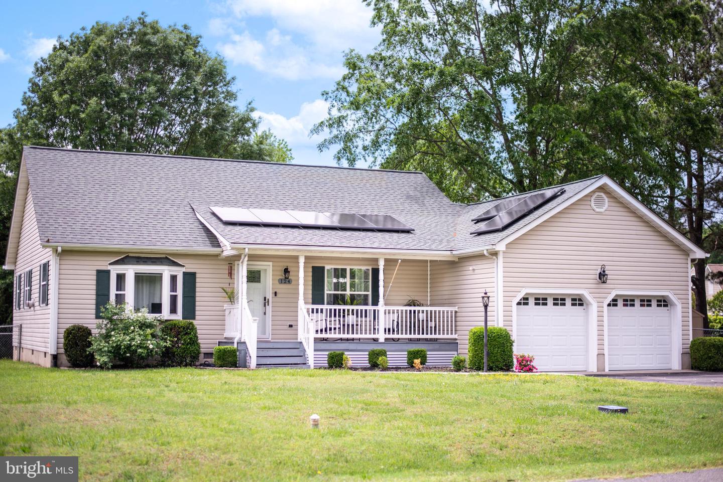 124 POTOMAC CT, COLONIAL BEACH, Virginia 22443, 3 Bedrooms Bedrooms, 6 Rooms Rooms,2 BathroomsBathrooms,Residential,For sale,124 POTOMAC CT,VAWE2008850 MLS # VAWE2008850
