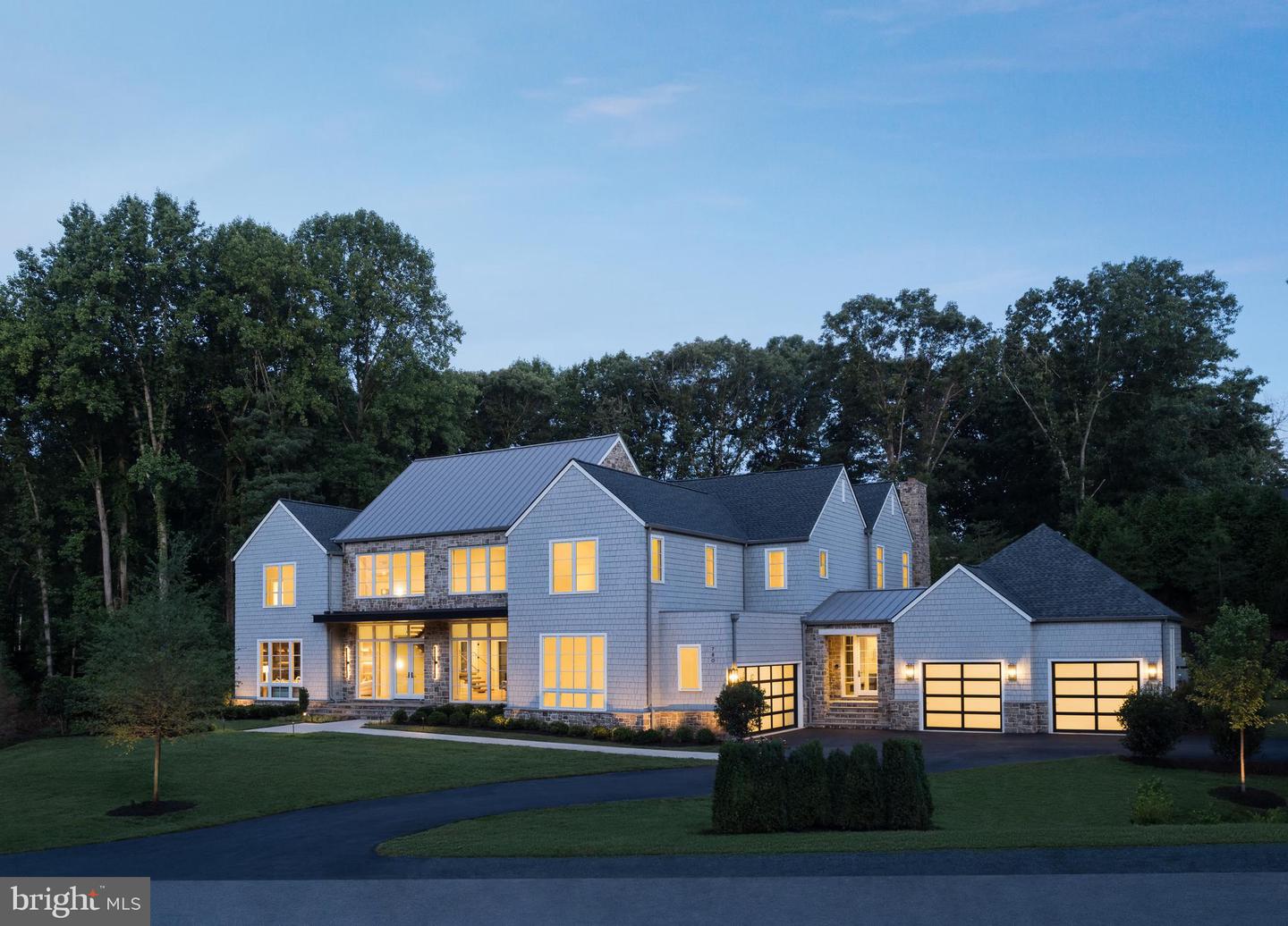 780 FALLS FARM CT, GREAT FALLS, Virginia 22066, 6 Bedrooms Bedrooms, ,7 BathroomsBathrooms,Residential,For sale,780 FALLS FARM CT,VAFX2238830 MLS # VAFX2238830