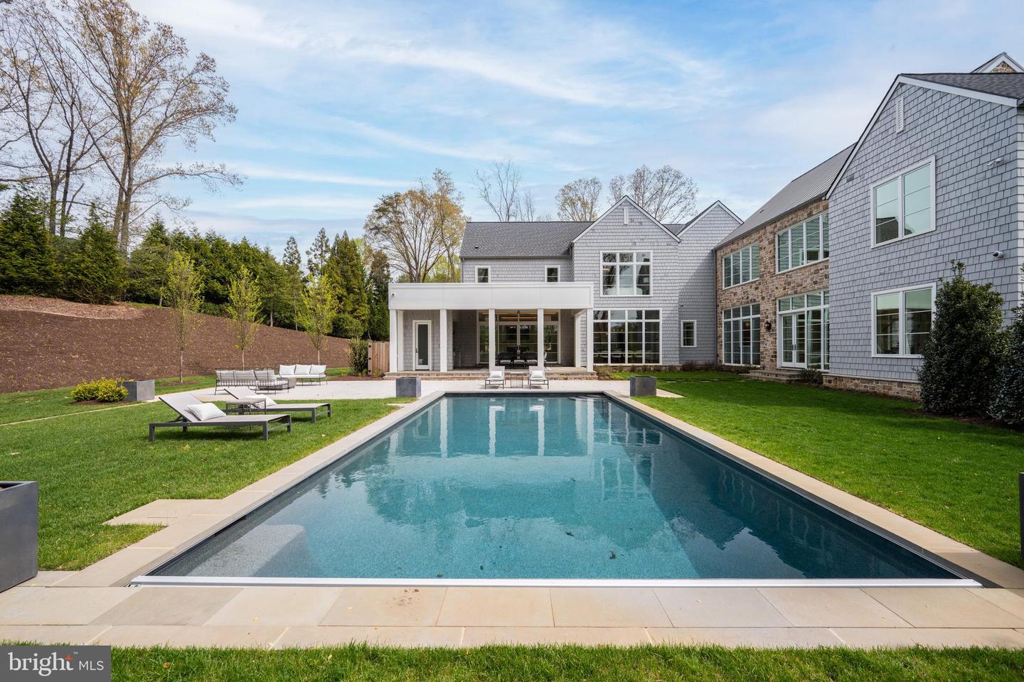 780 FALLS FARM CT, GREAT FALLS, Virginia 22066, 6 Bedrooms Bedrooms, ,7 BathroomsBathrooms,Residential,For sale,780 FALLS FARM CT,VAFX2238830 MLS # VAFX2238830