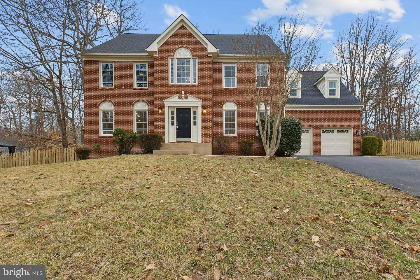 6 LYNCHESTER DR, FREDERICKSBURG, Virginia 22406, 5 Bedrooms Bedrooms, ,4 BathroomsBathrooms,Residential,For sale,6 LYNCHESTER DR,VAST2038550 MLS # VAST2038550