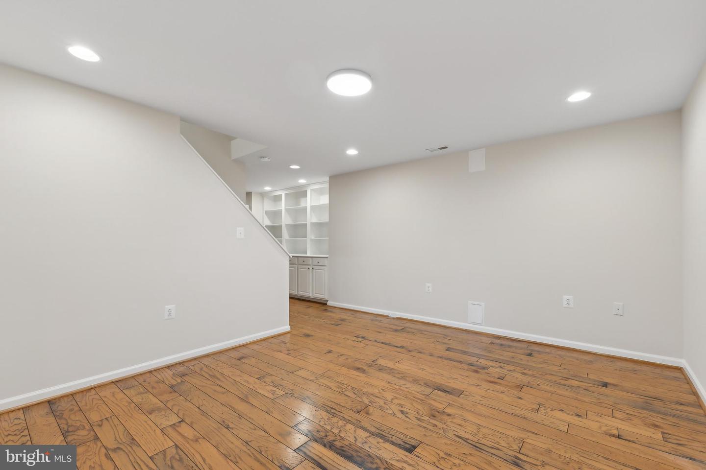 6 LYNCHESTER DR, FREDERICKSBURG, Virginia 22406, 5 Bedrooms Bedrooms, ,4 BathroomsBathrooms,Residential,For sale,6 LYNCHESTER DR,VAST2038550 MLS # VAST2038550