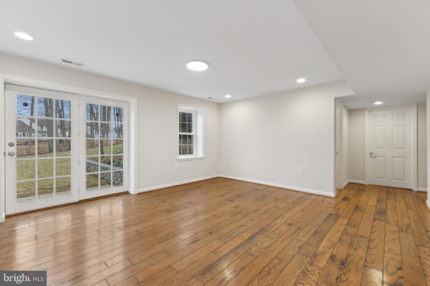 6 LYNCHESTER DR, FREDERICKSBURG, Virginia 22406, 5 Bedrooms Bedrooms, ,4 BathroomsBathrooms,Residential,For sale,6 LYNCHESTER DR,VAST2038550 MLS # VAST2038550