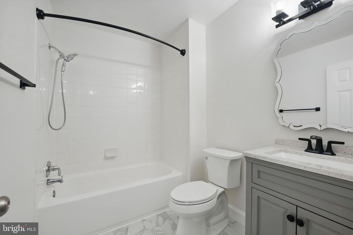 15645 HORSESHOE LN, WOODBRIDGE, Virginia 22191, 1 Bedroom Bedrooms, ,1 BathroomBathrooms,Residential,For sale,15645 HORSESHOE LN,VAPW2094066 MLS # VAPW2094066