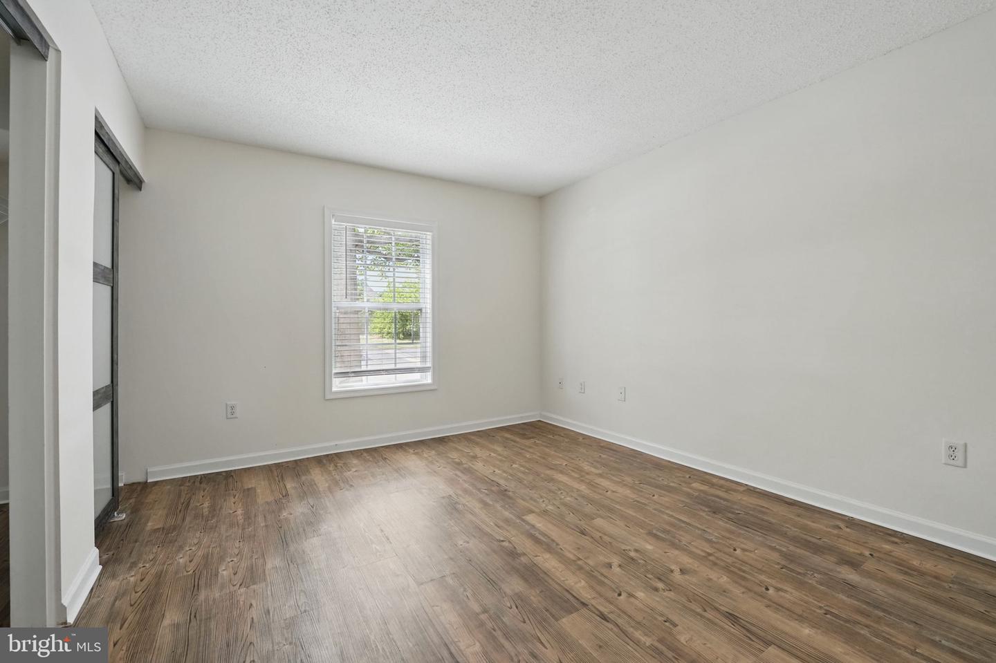 15645 HORSESHOE LN, WOODBRIDGE, Virginia 22191, 1 Bedroom Bedrooms, ,1 BathroomBathrooms,Residential,For sale,15645 HORSESHOE LN,VAPW2094066 MLS # VAPW2094066