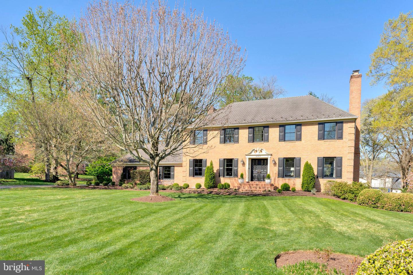 6363 LYNWOOD HILL RD, MCLEAN, Virginia 22101, 5 Bedrooms Bedrooms, ,4 BathroomsBathrooms,Residential,For sale,6363 LYNWOOD HILL RD,VAFX2238858 MLS # VAFX2238858