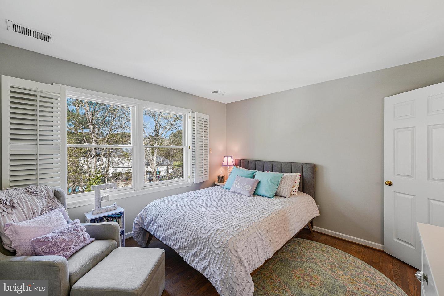 6363 LYNWOOD HILL RD, MCLEAN, Virginia 22101, 5 Bedrooms Bedrooms, ,4 BathroomsBathrooms,Residential,For sale,6363 LYNWOOD HILL RD,VAFX2238858 MLS # VAFX2238858